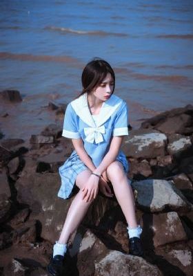 最新欧美海滩美女图片_BD英语日韩免费观看